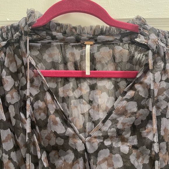 Free People Twyla Leopard Top - Picture 5 of 5